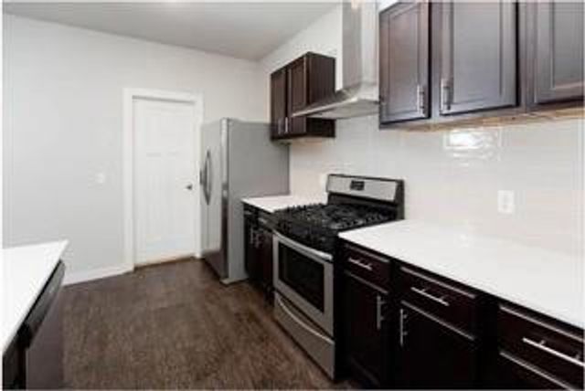 2172 Camino Del Plaza Lane, Edmond, OK 73013