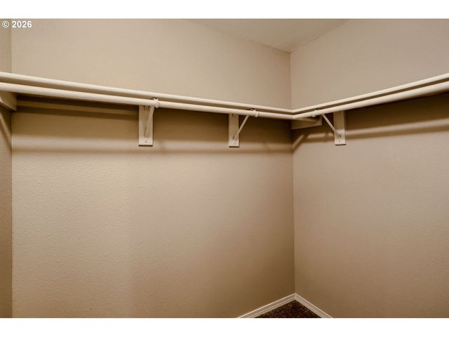 20070 LARKSPUR Ln 62, West Linn, OR 97068