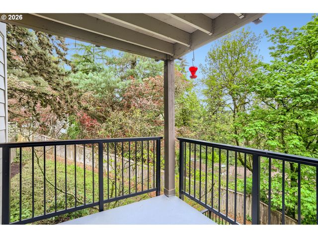 20070 LARKSPUR Ln 62, West Linn, OR 97068