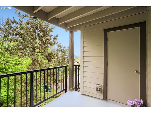 20070 LARKSPUR Ln 62, West Linn, OR 97068