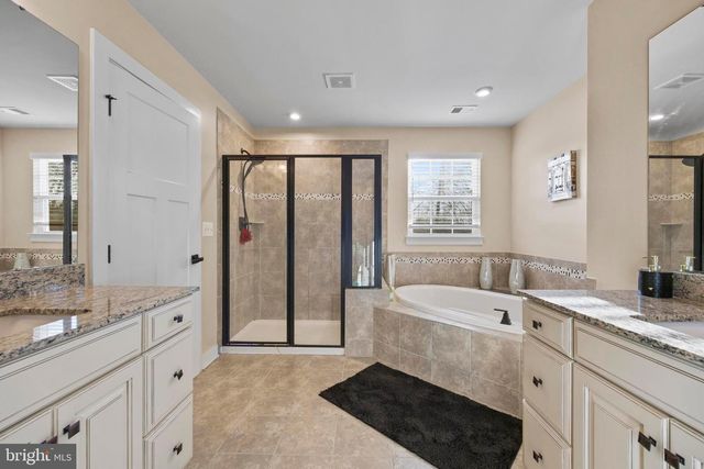 1 KNOB CREEK CT, Stafford, VA 22556
