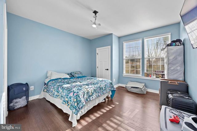 1 KNOB CREEK CT, Stafford, VA 22556