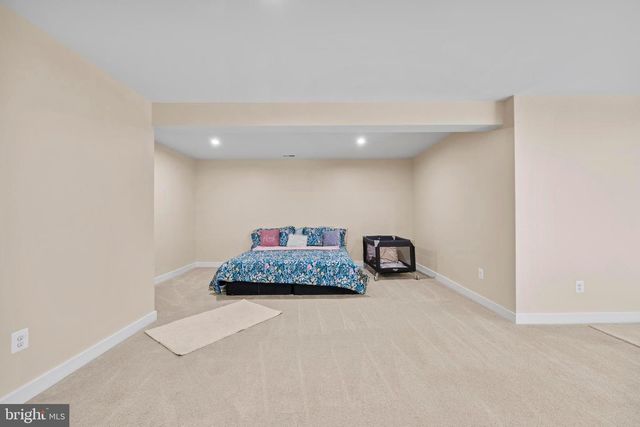 1 KNOB CREEK CT, Stafford, VA 22556