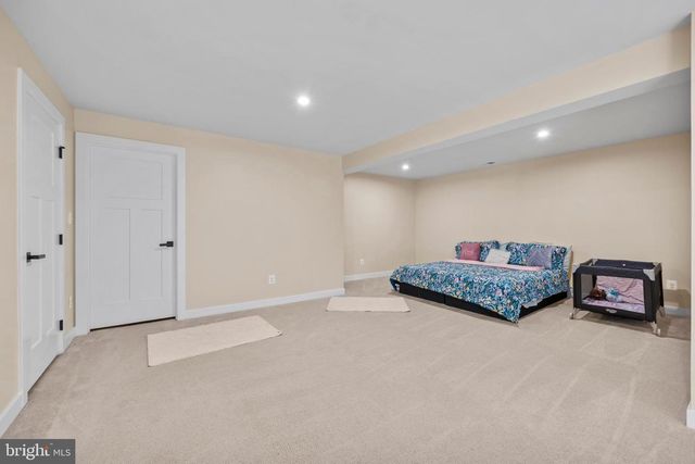 1 KNOB CREEK CT, Stafford, VA 22556