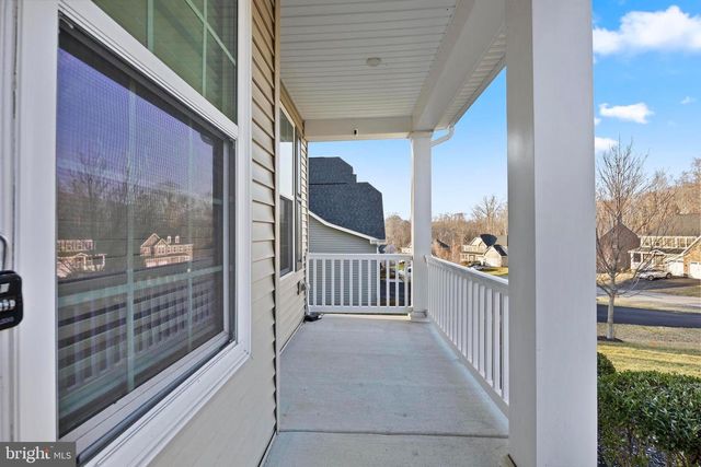 1 KNOB CREEK CT, Stafford, VA 22556