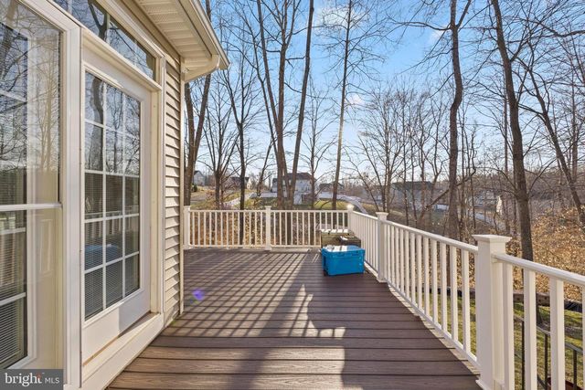 1 KNOB CREEK CT, Stafford, VA 22556