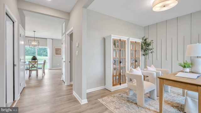 107 PEAR RIDGE, Harrisburg, PA 17111