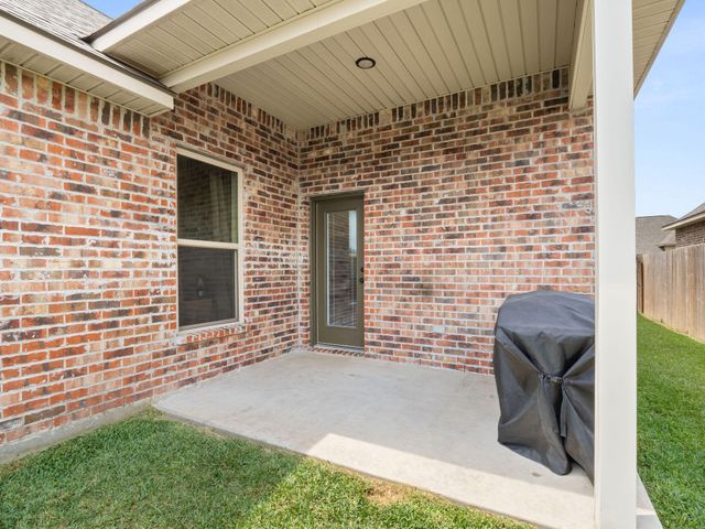 265 Summit, Sulphur, LA 70665