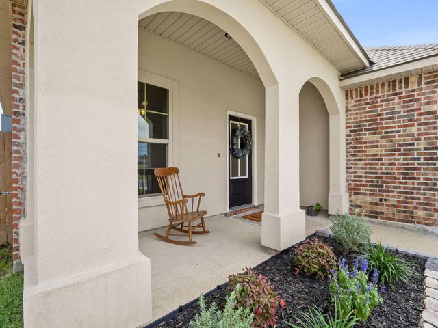 265 Summit, Sulphur, LA 70665