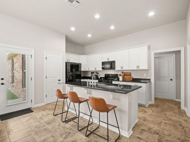 265 Summit, Sulphur, LA 70665