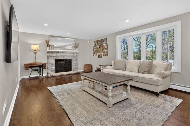 78 May Terrace, Weymouth, MA 02190