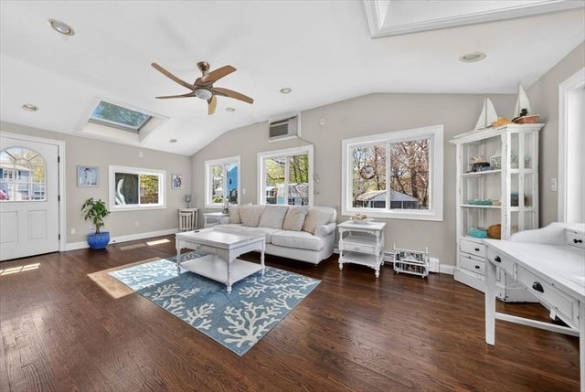 78 May Terrace, Weymouth, MA 02190