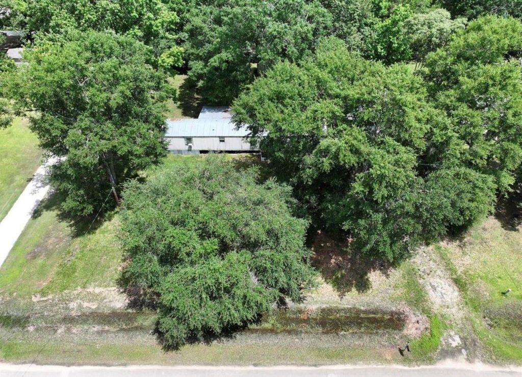 214 County Road 2800, Cleveland, TX 77327