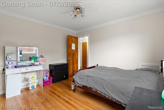 7624 Gary Avenue, Westland, MI 48185