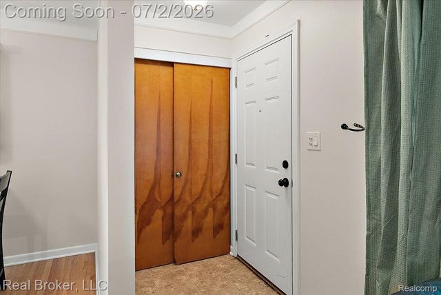 7624 Gary Avenue, Westland, MI 48185