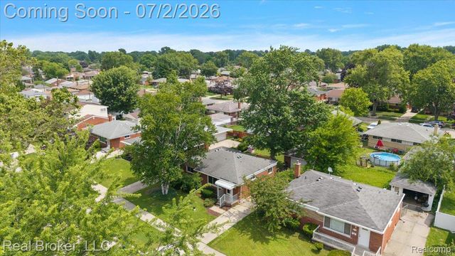 7624 Gary Avenue, Westland, MI 48185