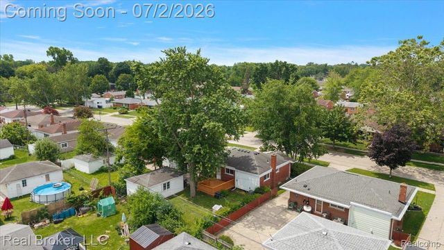 7624 Gary Avenue, Westland, MI 48185