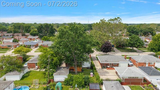 7624 Gary Avenue, Westland, MI 48185