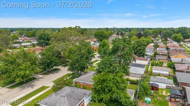 7624 Gary Avenue, Westland, MI 48185
