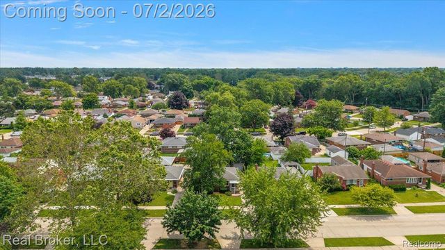 7624 Gary Avenue, Westland, MI 48185