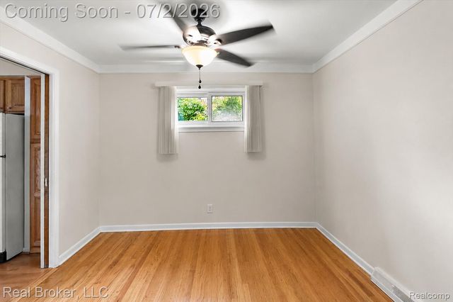 7624 Gary Avenue, Westland, MI 48185