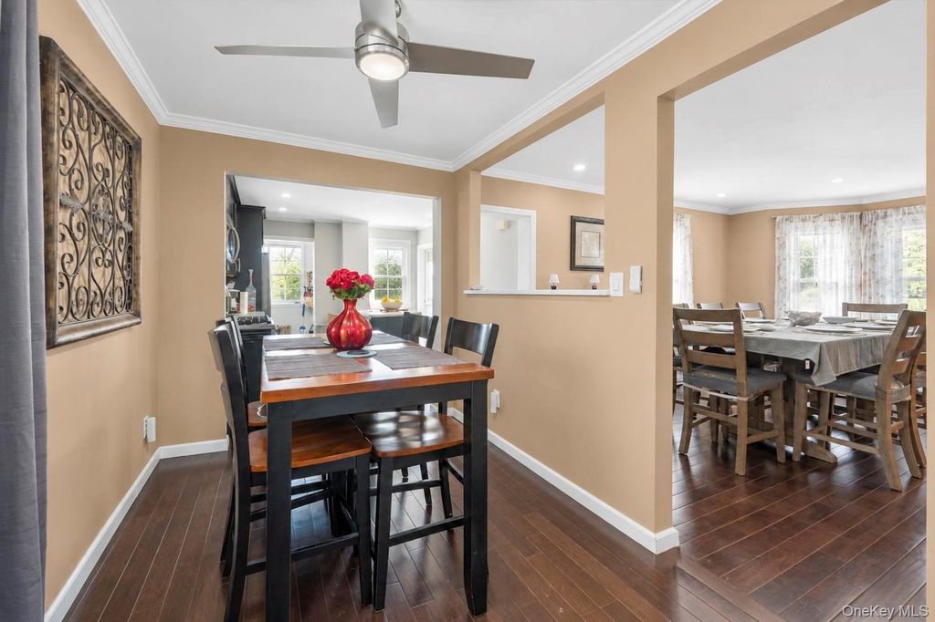 63 S Franklin Avenue, Valley Stream, NY 11580 — photo 4