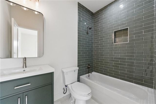 2303 Whites Mill Road, Decatur, GA 30032