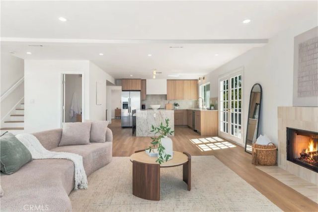 20967 Bandera Street, Woodland Hills, CA 91364