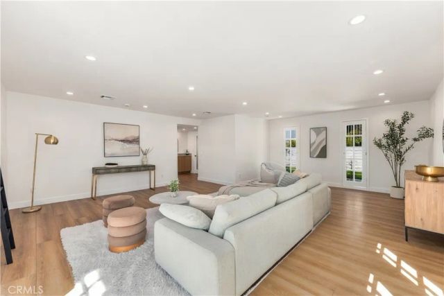 20967 Bandera Street, Woodland Hills, CA 91364