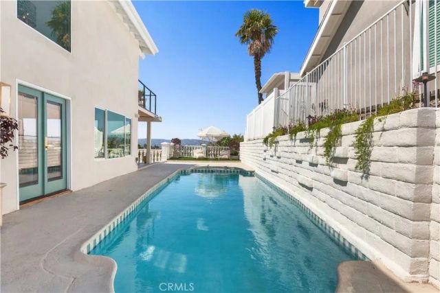 20967 Bandera Street, Woodland Hills, CA 91364
