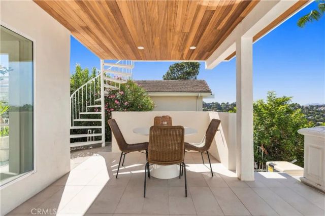 20967 Bandera Street, Woodland Hills, CA 91364