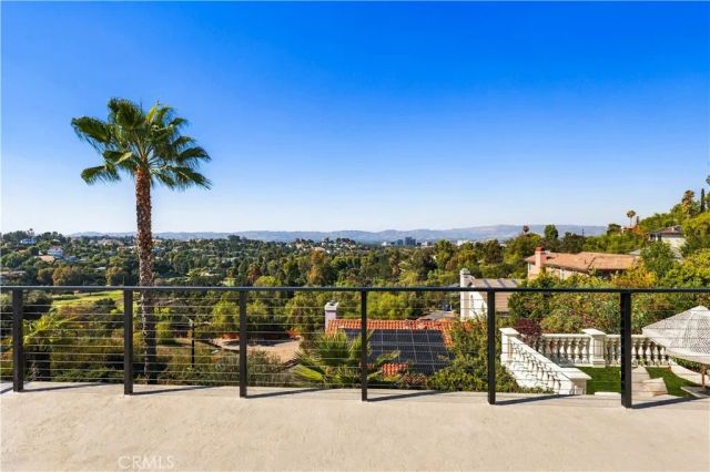 20967 Bandera Street, Woodland Hills, CA 91364