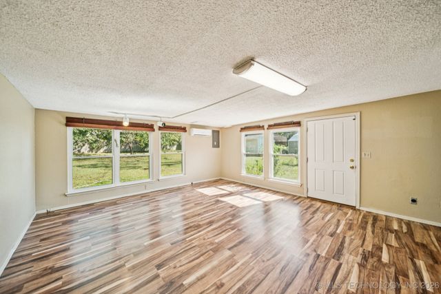 4189 S Trenton Avenue, Tulsa, OK 74105