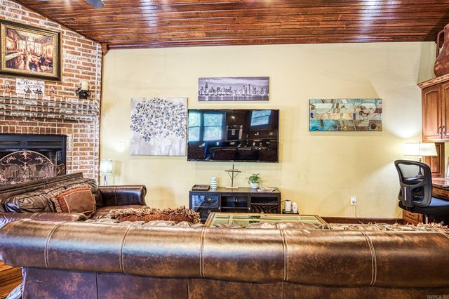 127 Brooke Moor Trail, Hot Springs, AR 71913