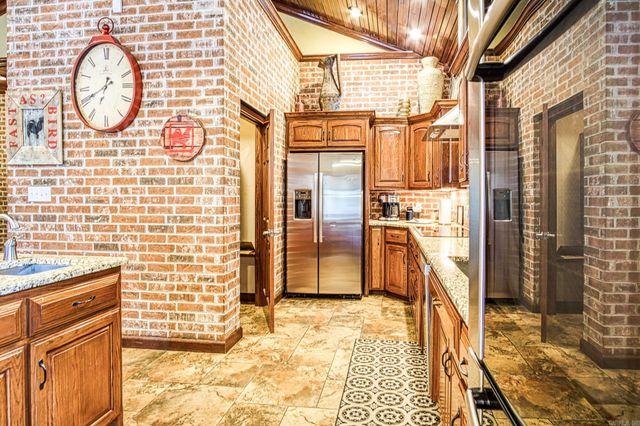 127 Brooke Moor Trail, Hot Springs, AR 71913