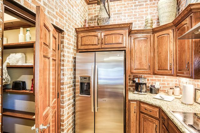 127 Brooke Moor Trail, Hot Springs, AR 71913