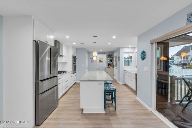 510 Bayview Drive, Toms River, NJ 08753
