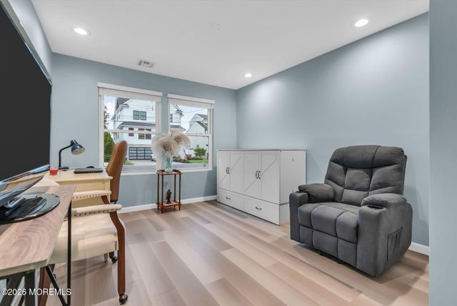 510 Bayview Drive, Toms River, NJ 08753