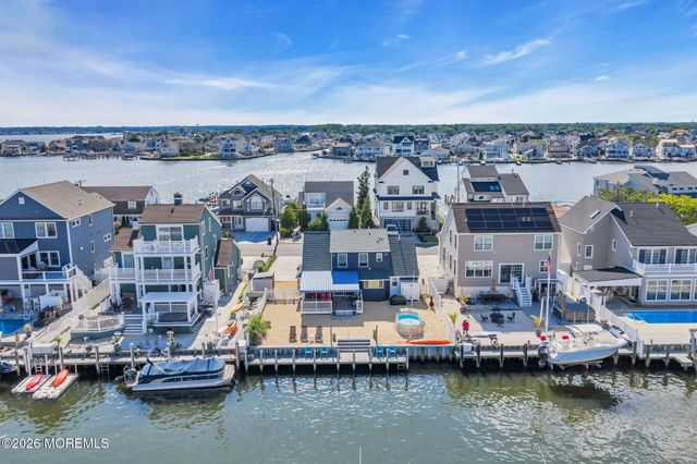 510 Bayview Drive, Toms River, NJ 08753