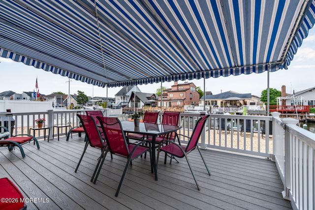 510 Bayview Drive, Toms River, NJ 08753