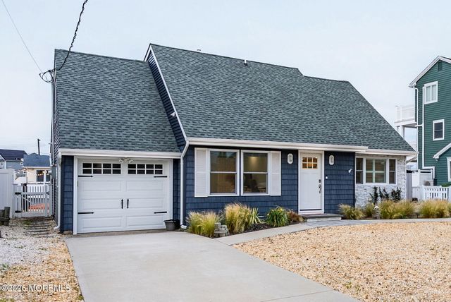 510 Bayview Drive, Toms River, NJ 08753
