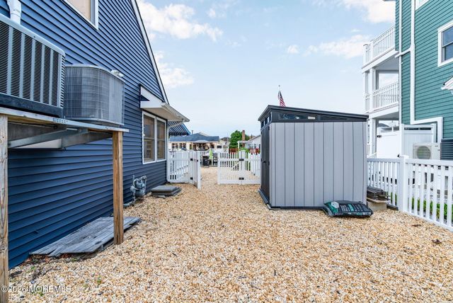 510 Bayview Drive, Toms River, NJ 08753