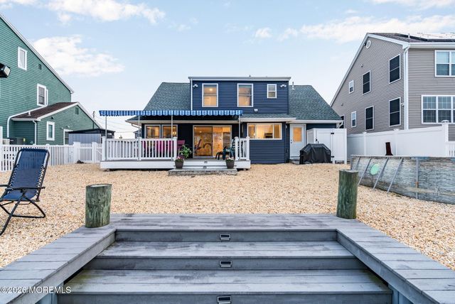 510 Bayview Drive, Toms River, NJ 08753