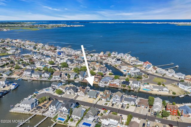 510 Bayview Drive, Toms River, NJ 08753