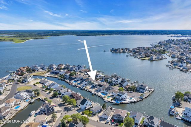 510 Bayview Drive, Toms River, NJ 08753