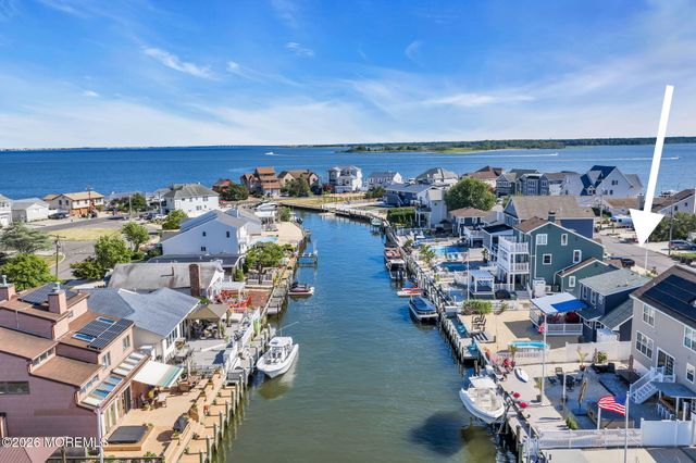 510 Bayview Drive, Toms River, NJ 08753
