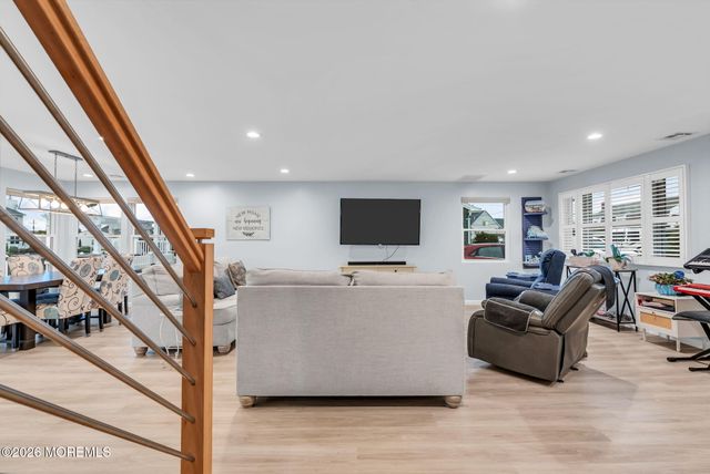 510 Bayview Drive, Toms River, NJ 08753