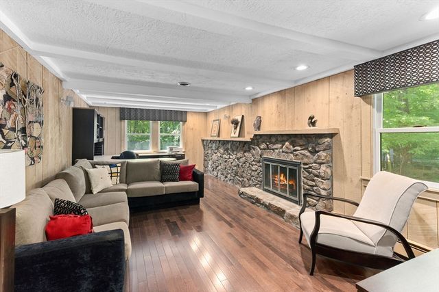 28 Baltic Ave, Easton, MA 02356
