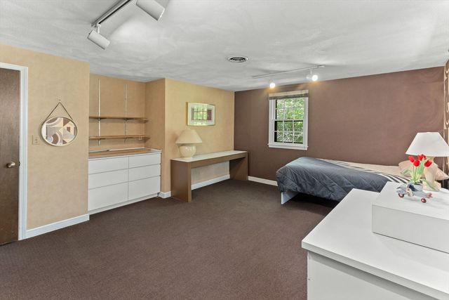 28 Baltic Ave, Easton, MA 02356