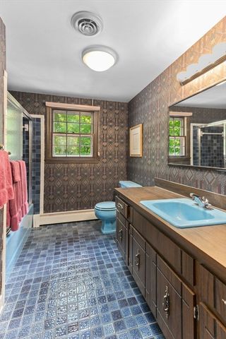 28 Baltic Ave, Easton, MA 02356